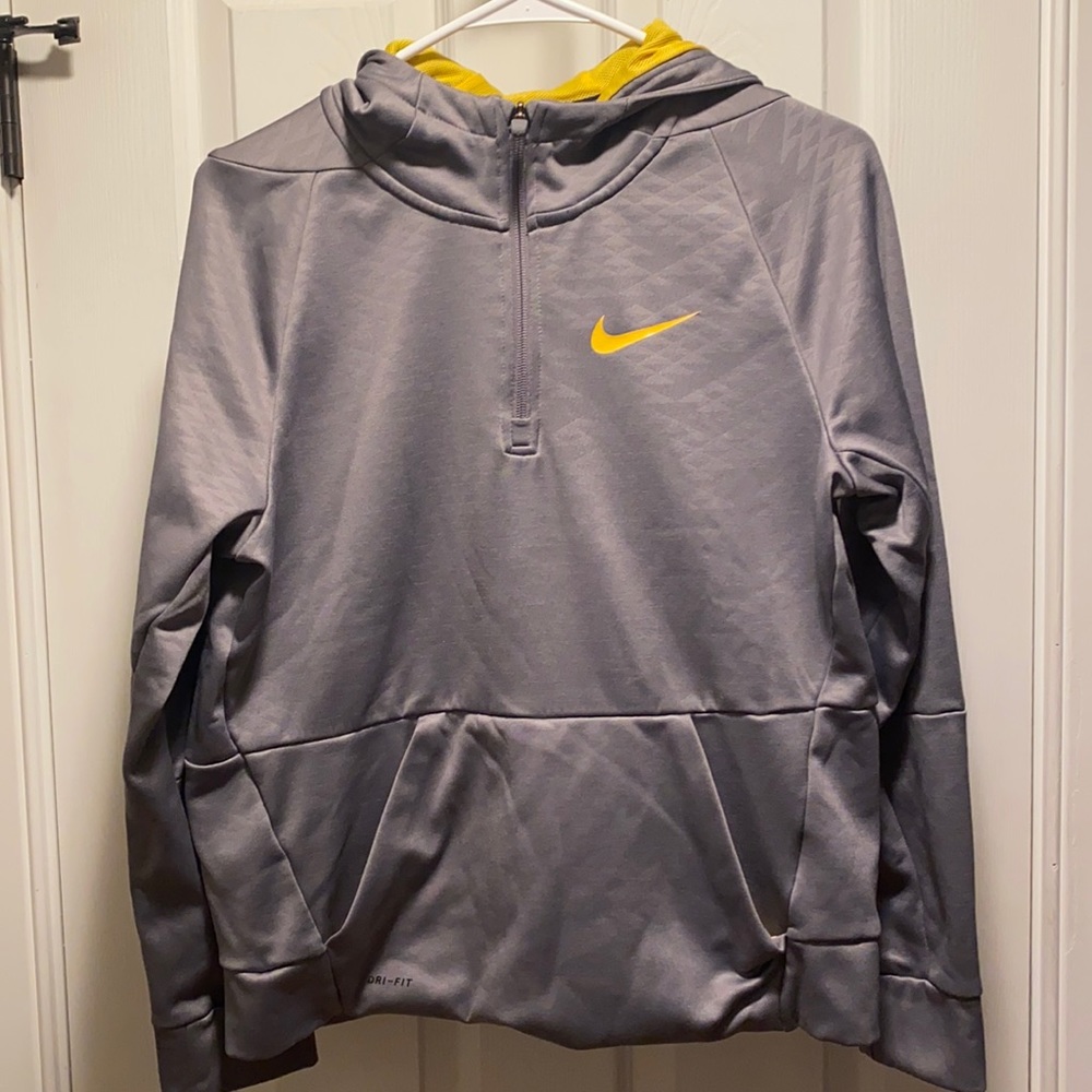 Nike Boys sweatshirt Dri-Fit XL